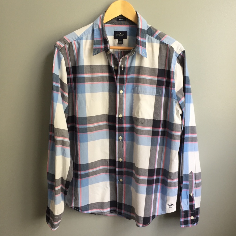 American Eagle button up shirt